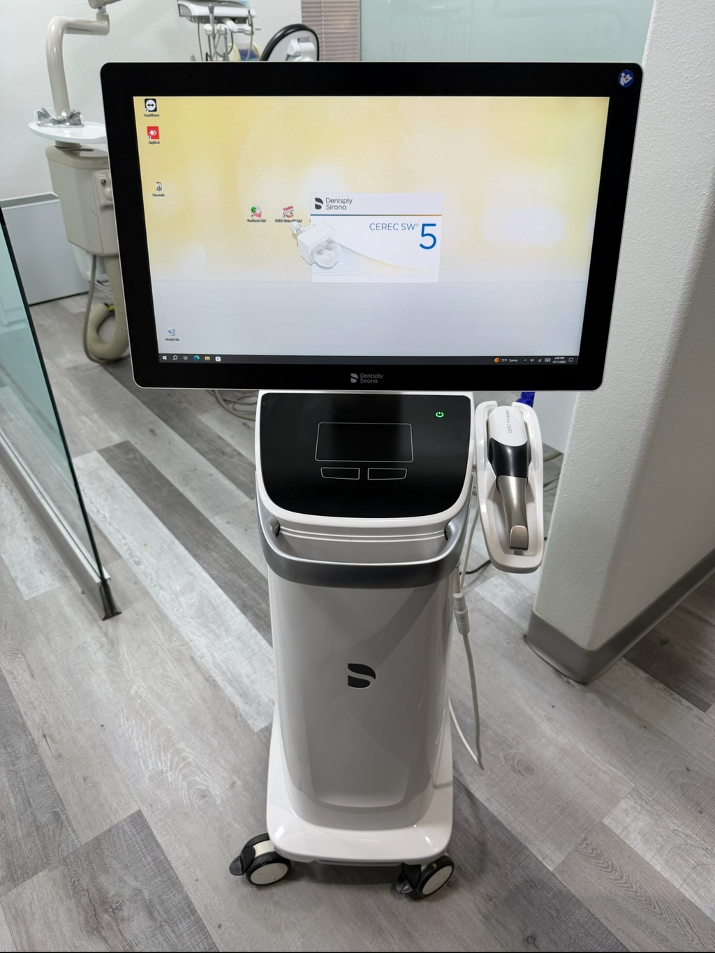 Sirona CEREC Primescan Cart Dental Intraoral Scanner